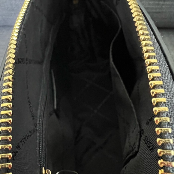 NWT MICHAEL KORS LEATHER JET SET CHARM LARGE DOME CROSSBODY BAG - Picture 7 of 10